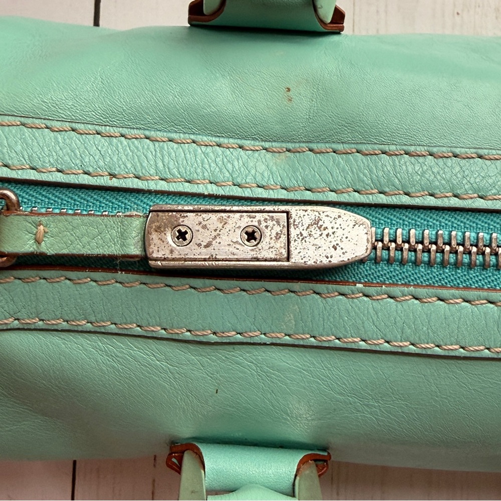 Michael Kors | Vintage Leather Barrel Hand Bag, Mint Green - Picture 10 of 17